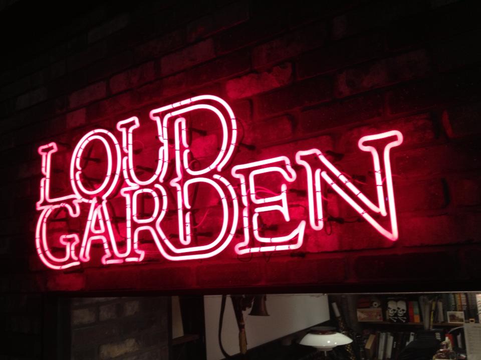 263867_519543411399711_1918794738_n